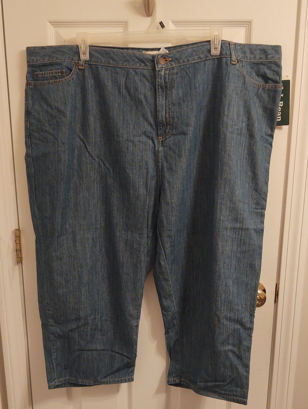 L.L. Bean Women's Blue Denim Capris - 26W